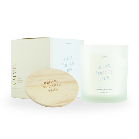 Grande bougie parfumée 'relax you got this' - Fresh linen & sakura blossom